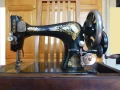 An antique Singer Sewing Machine for sale, снимка 1