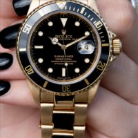 Часовник Rolex Submariner Gold, снимка 2 - Мъжки - 34947659