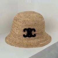 Дамска шапка Celine, снимка 1 - Шапки - 43956260