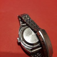 Стар дамски механичен часовник -Лъч , снимка 6 - Антикварни и старинни предмети - 26387414