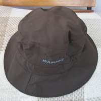 Лятна шапка Mammut, снимка 1 - Други спортове - 28592236