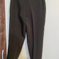 Дамски черен панталон с ръб и прав крачол по- дебел плат, снимка 2 - Панталони - 37881667