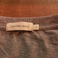 Calvin Klein Jeans размер L тениска 27-40, снимка 9 - Тениски - 34606319