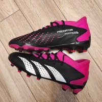 Футболни обувки Adidas Predator , снимка 1 - Футбол - 43612790
