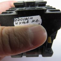 контактор 220 волта променливо 4  нормално отворени контакта  х 10 ампера СССР, снимка 2 - Друга електроника - 28401829