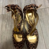 Уникални нови секси леопардови официални сандали на висок ток 40.5 номер , снимка 4 - Сандали - 36969249