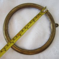 Стара кръгла бронзова рамка за снимка или др, снимка 3 - Антикварни и старинни предмети - 32730187