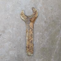 №70 гаечен ключ от старият материал, снимка 3 - Ключове - 23591181