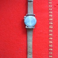 Стари мъжки ръчни  часовници  СССР ера Восток командирски, снимка 13 - Антикварни и старинни предмети - 37419968