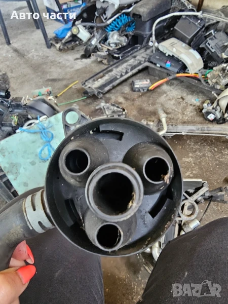 клапан за вентилация регулиране на налягането във вентилацията на картера AUDI Q7, снимка 1