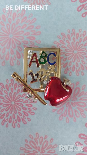 Брошка учител ABC, снимка 1