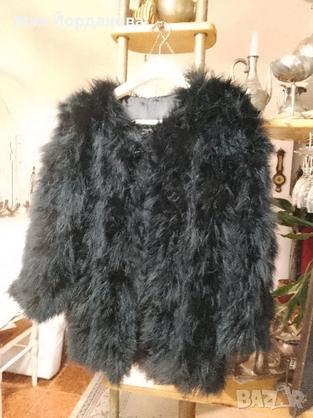 Палто от щраусови пера, размер - Л   Промоция за 8-ми март 60 лв.              , снимка 1