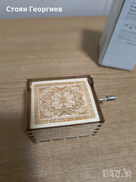 Чисто нова музикална кутия с мелодия QUEEN , снимка 1