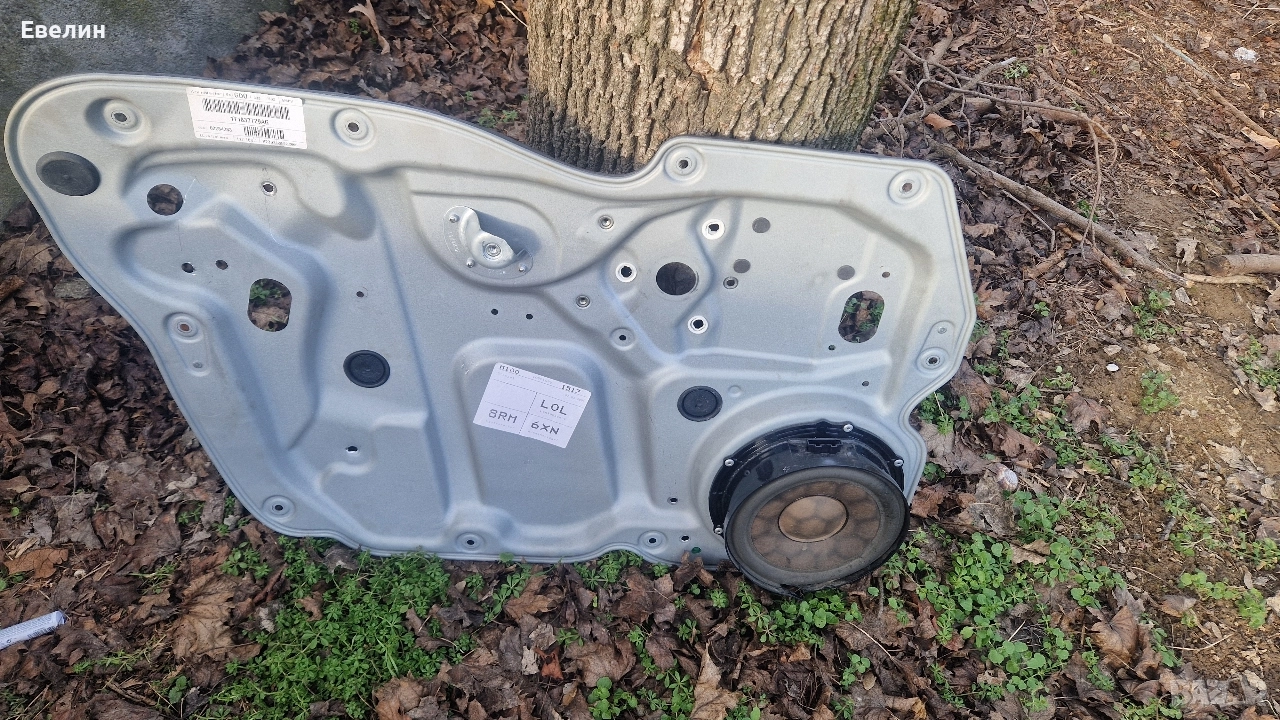 тонколона от лява врата, снимка 1