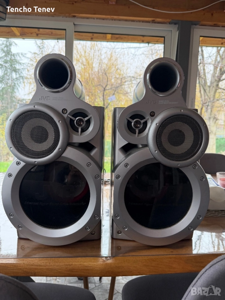 Тонколони от уредба JVC, снимка 1