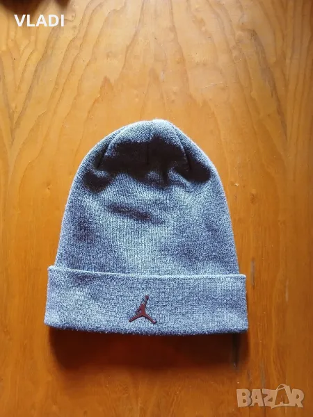 Зимна шапка Jordan, снимка 1