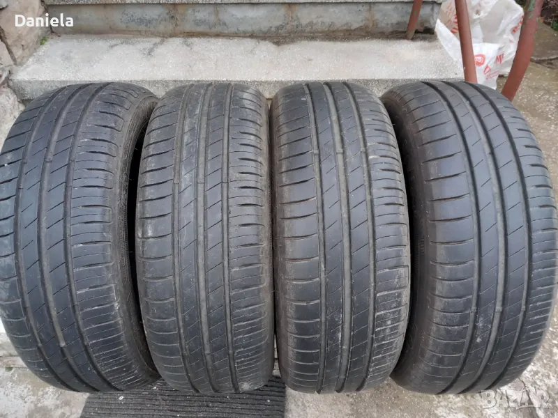Продавам летни гуми,  размер 195/60/15 , на не повече от 10 000 км, снимка 1