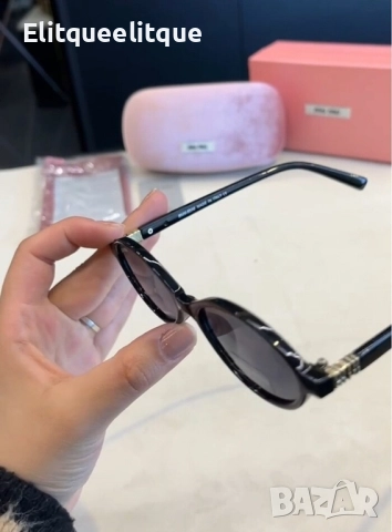 очила с оригинален калъф , кутия и Ув защита miu miu , снимка 3 - Слънчеви и диоптрични очила - 52436764