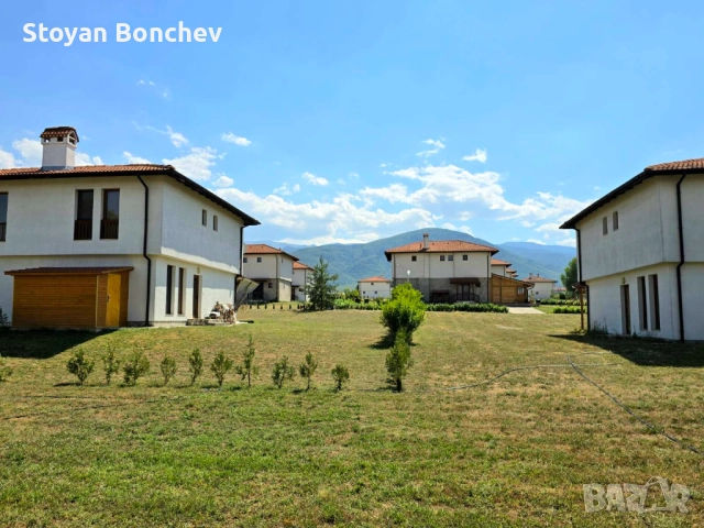 Обзаведено студио в Голф клуб, снимка 2 - Апартаменти - 52436613