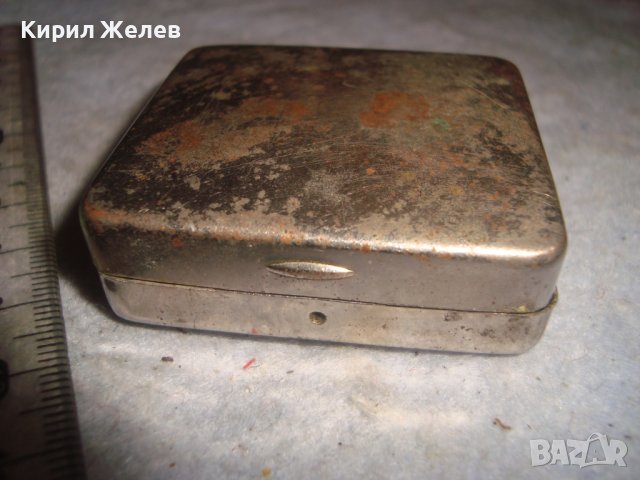 СТАРИННА МЕТАЛНА КУТИЙКА за БИЖУТА или ДРУГО с ПЛЮШ ОТВЪТРЕ РЯДКА ИЗРАБОТКА 30954, снимка 10 - Антикварни и старинни предмети - 38138852