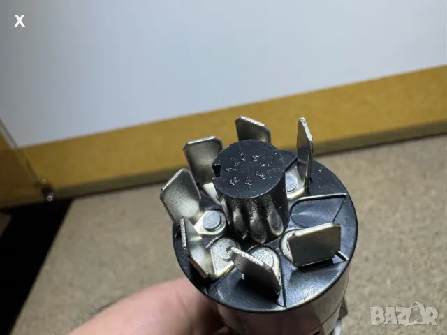 БУТОН АВАРИЙНИ СВЕТЛИНИ ВАЗ ЛАДА НОВ ОРИГИНАЛЕН 243710, снимка 7 - Части - 49114522