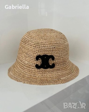 Дамска шапка Celine, снимка 1 - Шапки - 43956260