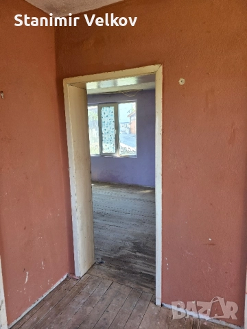 Двуетажна Къща с таван Тополовград, снимка 18 - Къщи - 51653627