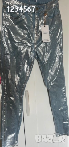 Дънки със сребрист ефект