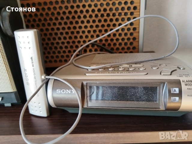 Радио тразистори ITT Schaub-Lorenz,SONY,VEF 221, РУСЪ М-310 , снимка 10 - Радиокасетофони, транзистори - 42019316