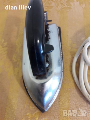 Стара ютия, снимка 3 - Колекции - 27373826