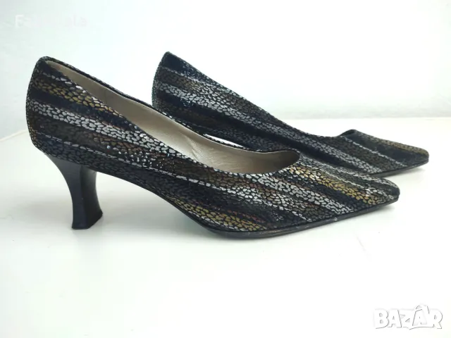 Peter Kaiser pumps 6/39