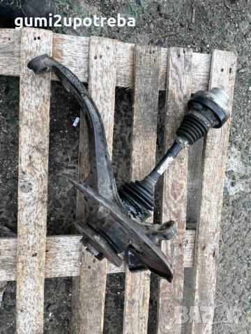 Ляв Шенкел Главина 7L0407257A Porsche Cayenne S 4.5 2005г 9PA