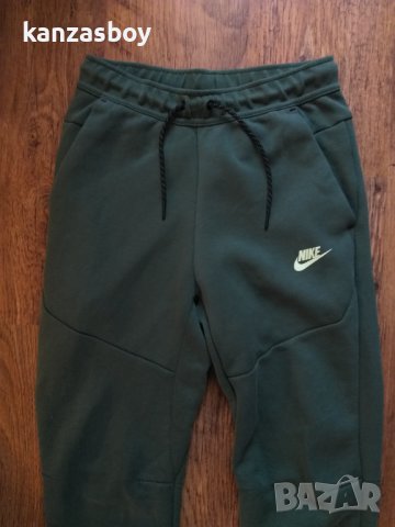 Nike Sportswear Tech Fleece Joggers - страхотно мъжко долнище КАТО НОВО ХС, снимка 5 - Спортни дрехи, екипи - 44005536