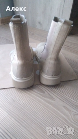 Zara боти , снимка 8 - Дамски боти - 53518091