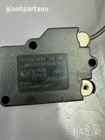 Усилвател Антена за Мерцедес Mercedes-benz W220 2208201489, снимка 2 - Части - 49112185