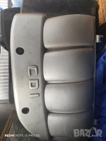 Декоративен капак за двигател за Мерцедес CDI.