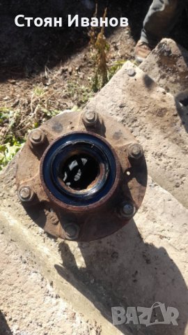 Притискателен диск и задна дясна главина за Газ 53, снимка 4 - Части - 39142478