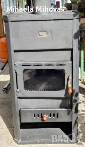 Камина PRITY на твърдо гориво, използвана, 10 KW, снимка 2 - Камини - 52171438