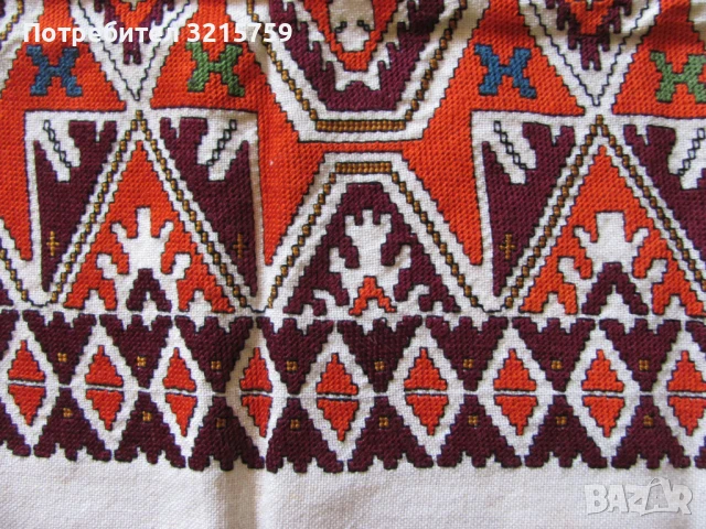 Ръчна бродерия за възглавница , фолк мотиви, снимка 4 - Антикварни и старинни предмети - 50929471