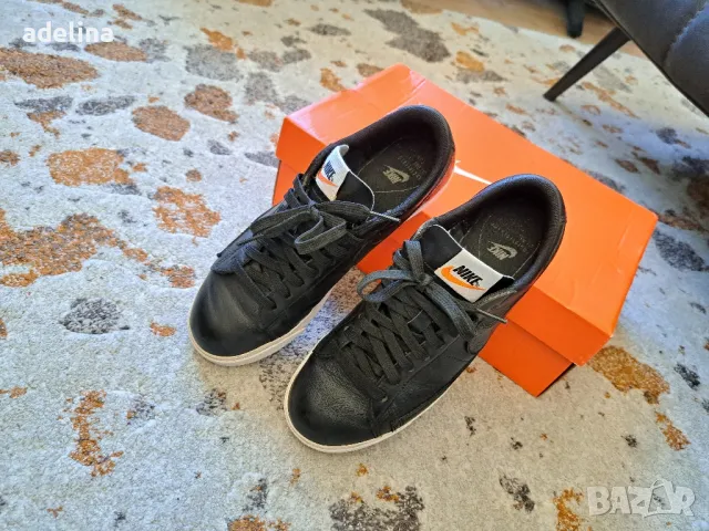 Nike Спортни обувки дамски, 38,5 номер, снимка 4 - Маратонки - 48393436