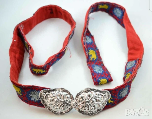 Старинен ръчно бродиран дамски колан с пафти за народна носия с корекция  и за  пълни фигури фолклор, снимка 3 - Колани - 51317435