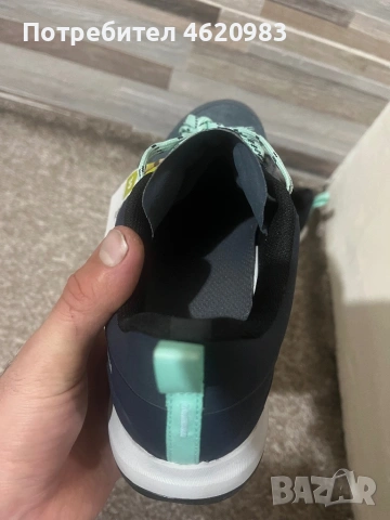 Чисто нови обиувки Декатлон 39 номер Унисекс , снимка 2 - Маратонки - 53056683
