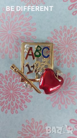 Брошка учител ABC, снимка 1