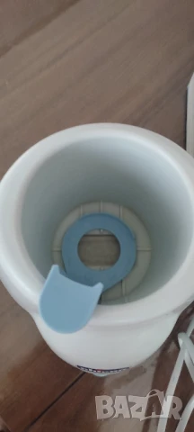 Нагревател* Уред  "CHICCO" за затопляне на  бебешка храна в шишета  , снимка 4 - Прибори, съдове, шишета и биберони - 50623927