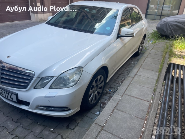 MERCEDES E-200 BENZIN, снимка 3 - Автомобили и джипове - 52669100