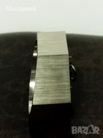 Стар 8-дневен будилник, настолен часовник, снимка 3 - Антикварни и старинни предмети - 53538627