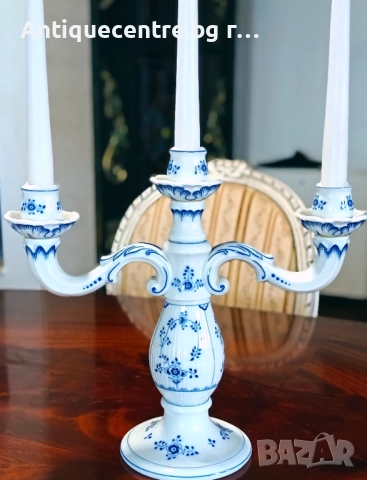 Порцеланов свещник 