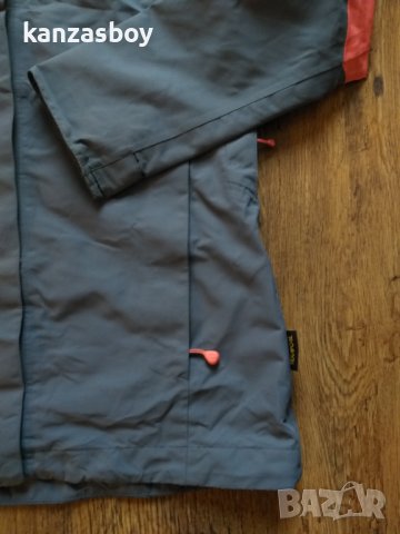 jack wolfskin - страхотно дамско яке-мембрана КАТО НОВО, снимка 7 - Якета - 39245570