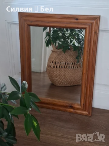 Стенно огледало 