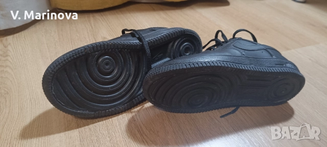 Детски маратонки Nike, снимка 6 - Детски маратонки - 52531917